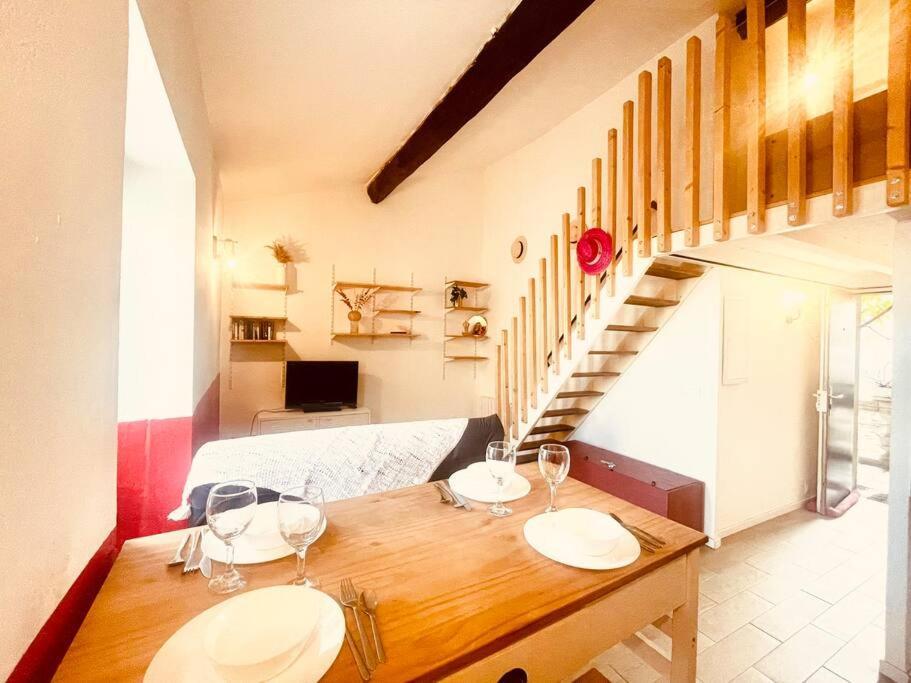 Evasion Urbaine**** Apartment Nimes Ngoại thất bức ảnh